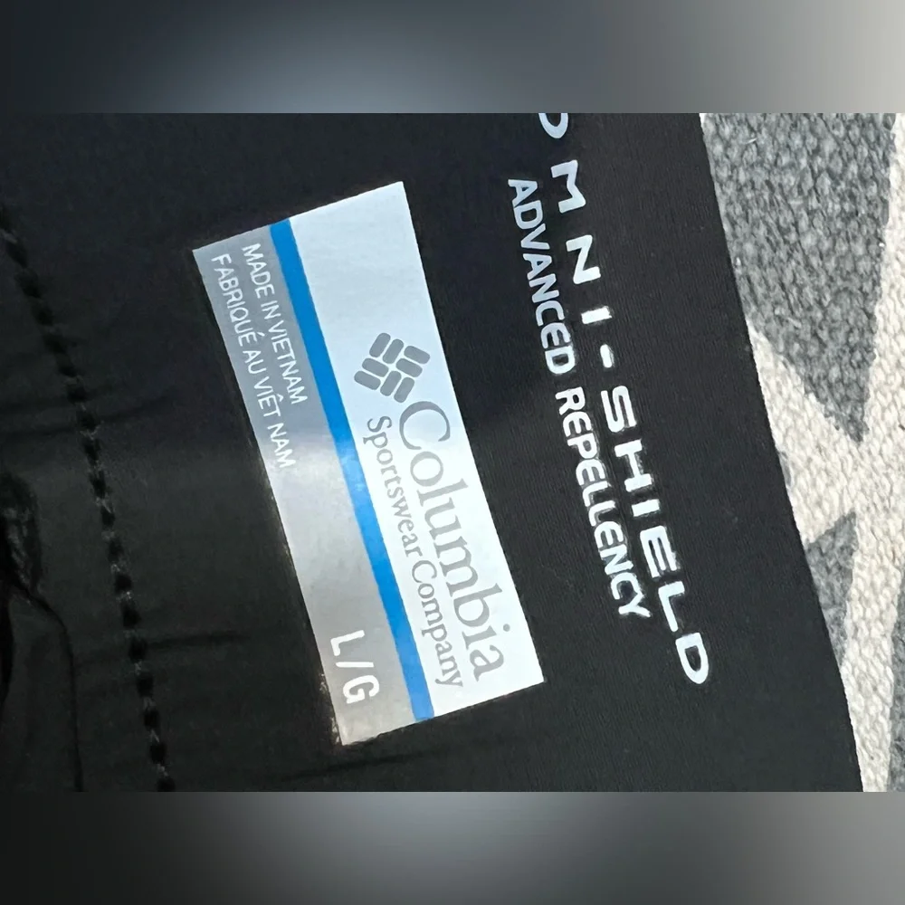 Columbia UPF 50 Black Flat Front outdoor capris women’s L - Picture 6 of 6